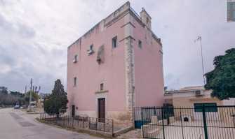 Molfetta, la Madonna della Rosa: quella chiesa-torre in cui ci si difendeva dai briganti